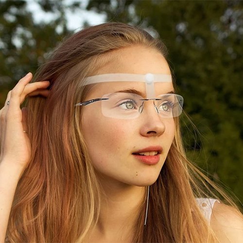 چطور استفاده از عینک می‌تواند بر پیامدهای جراحی بینی شما تأثیر بگذارد؟