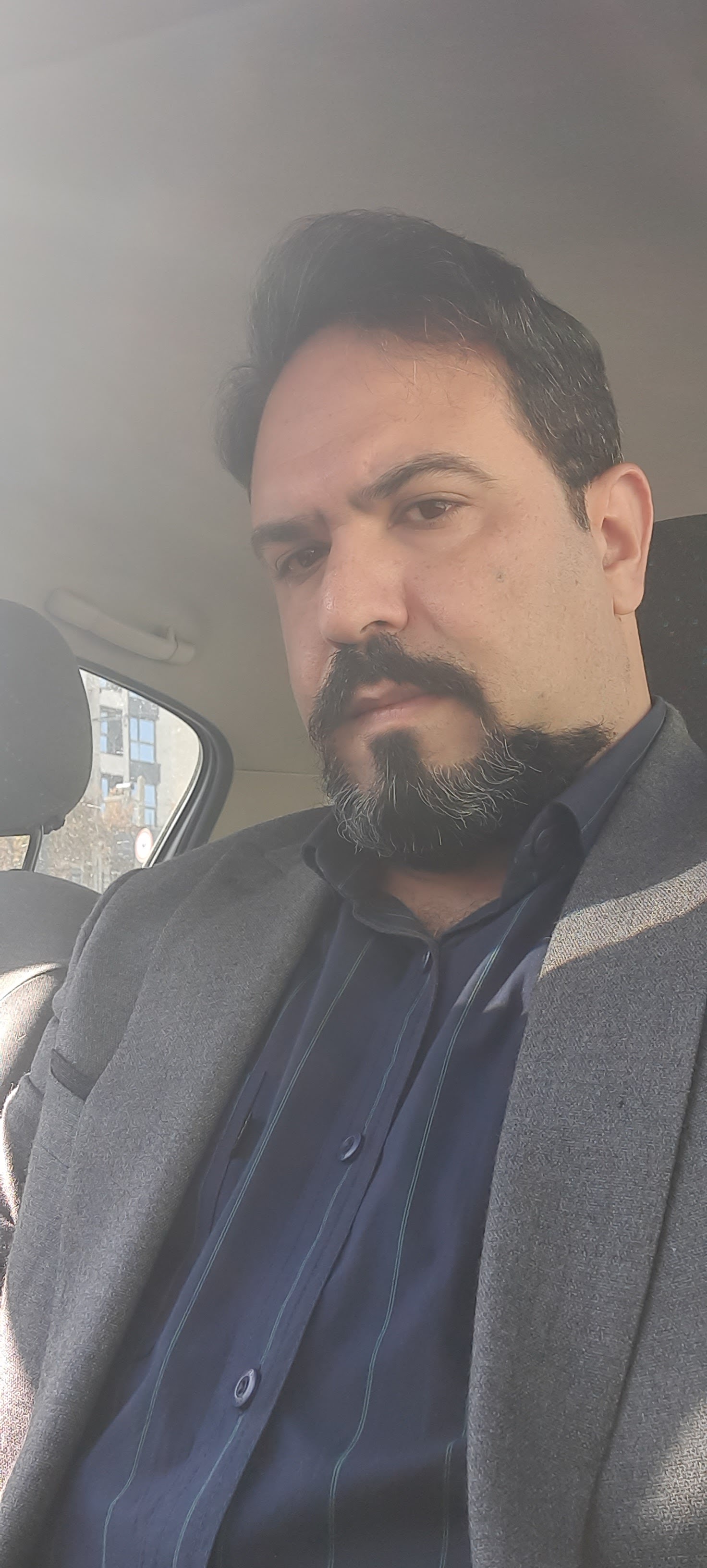 دکتر وحید فدائی