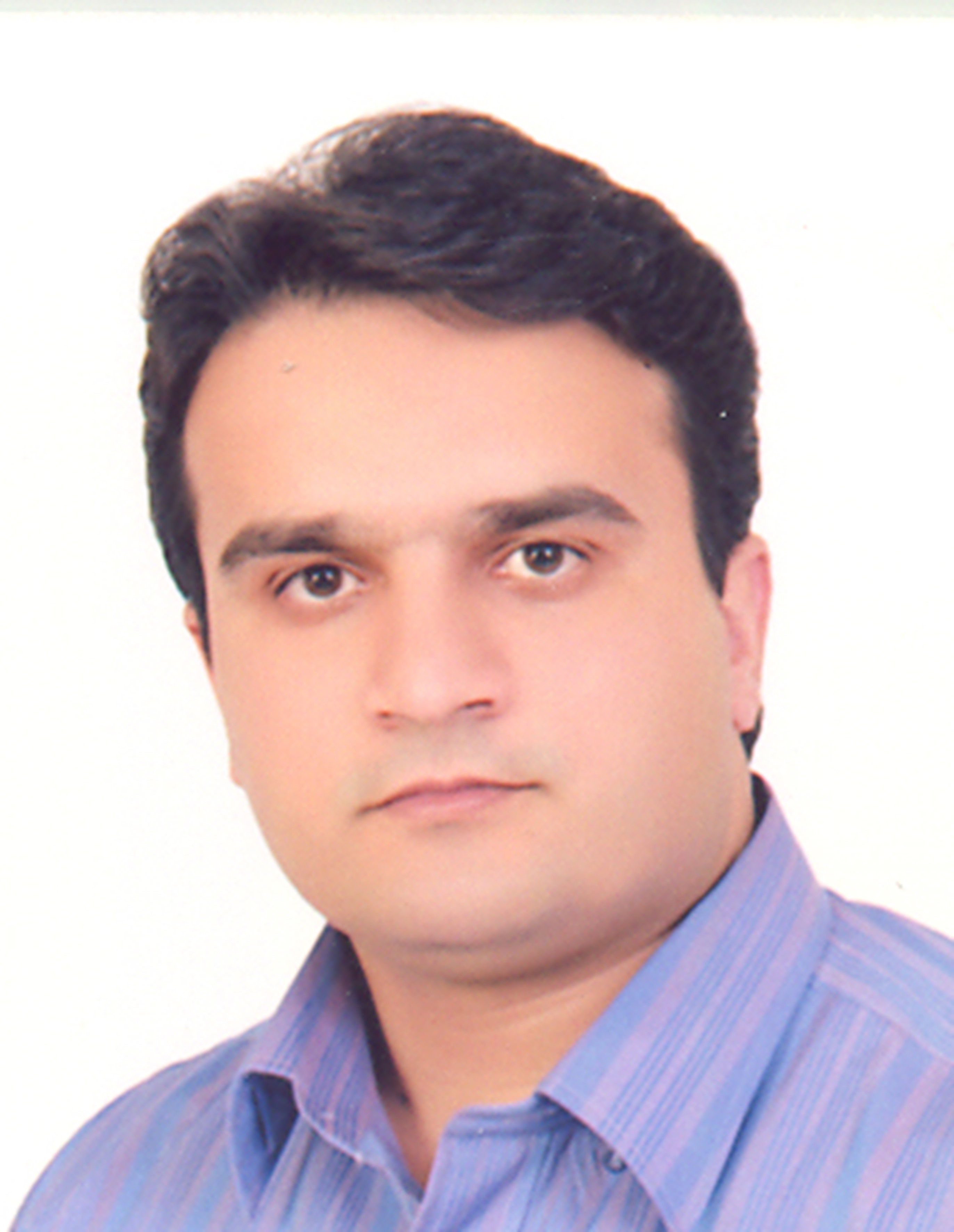 دکتر عظیم حسینی