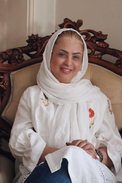 دکتر آریادخت قیومی
